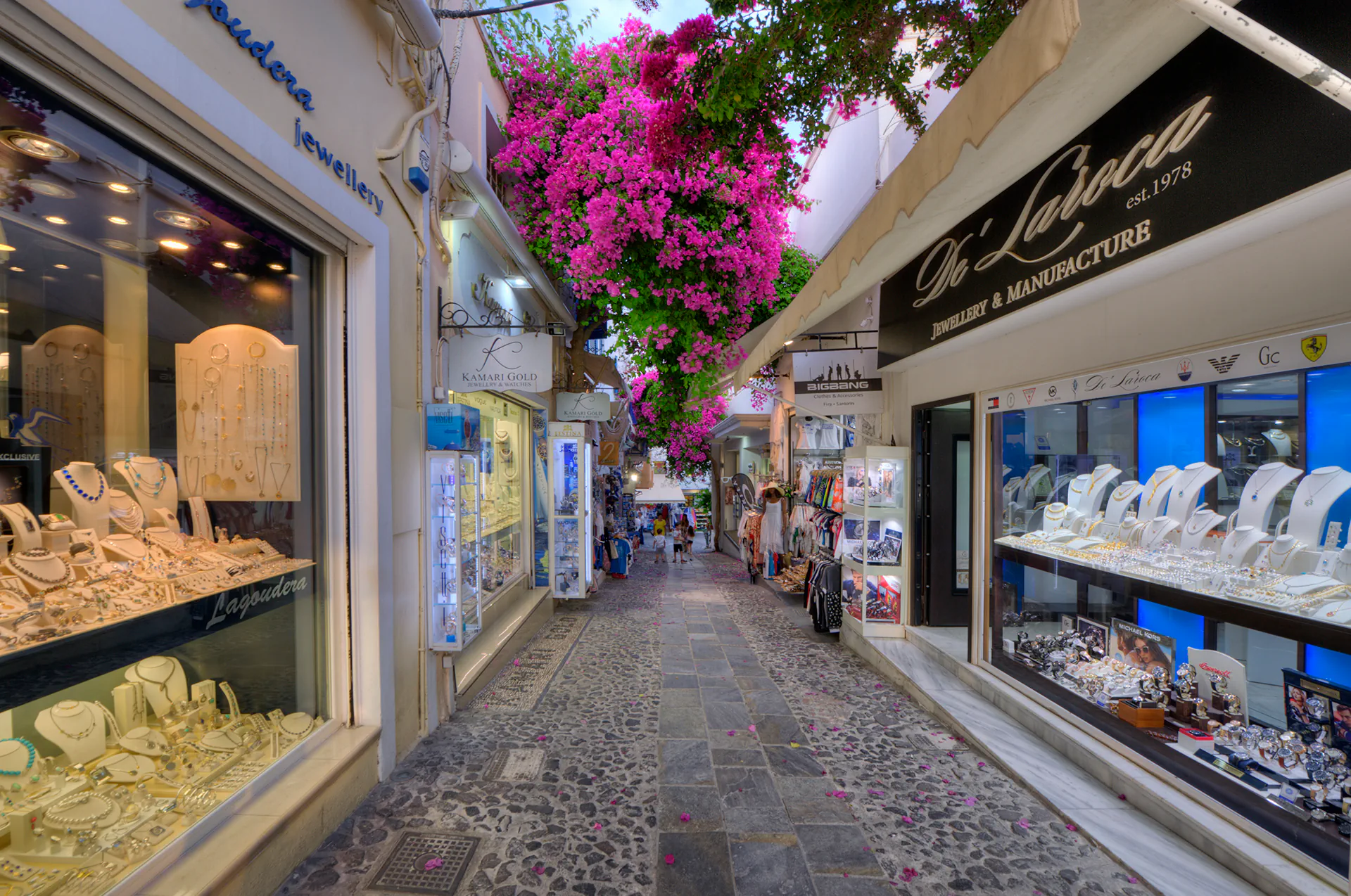 Boutiques and souvenir shops along the main pedestrian street in Fira.